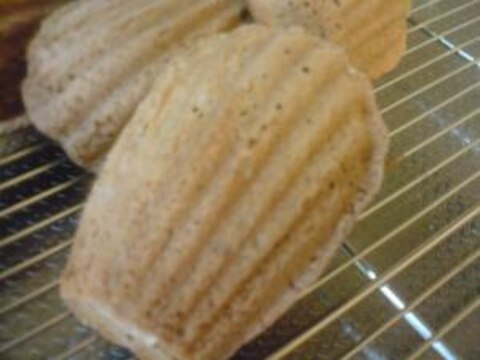 バレンタインデーにいかが?ココアマドレーヌ